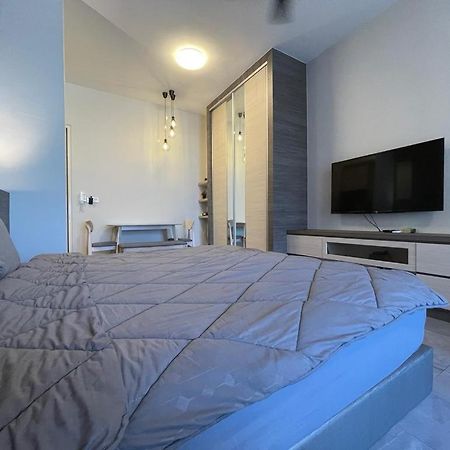Imperio.Res - Near To Jonker & Mall - Pool View Malacca Extérieur photo
