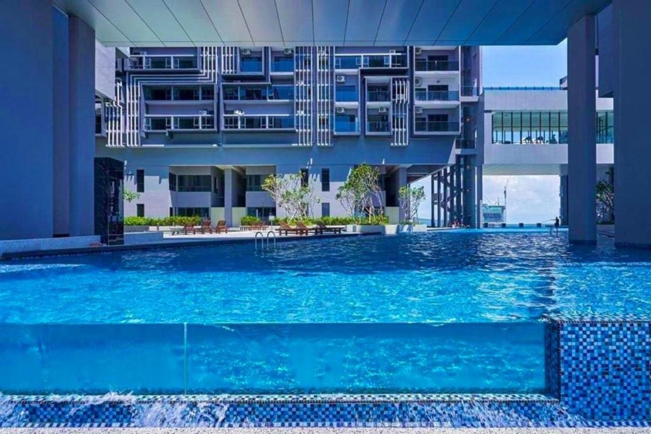 Imperio.Res - Near To Jonker & Mall - Pool View Malacca Extérieur photo